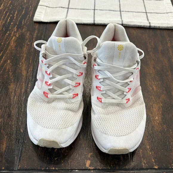 Men’s Nike running shoe | size 9.5 - Picture 6 of 6